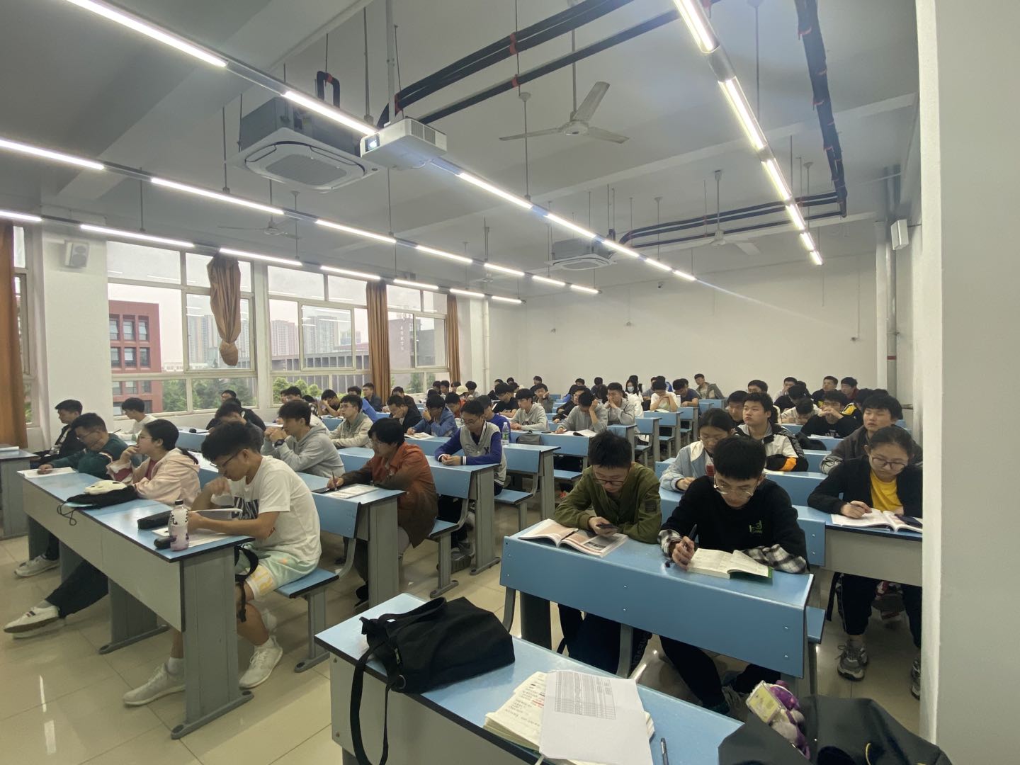 1623036968309019836.jpg z.jpg