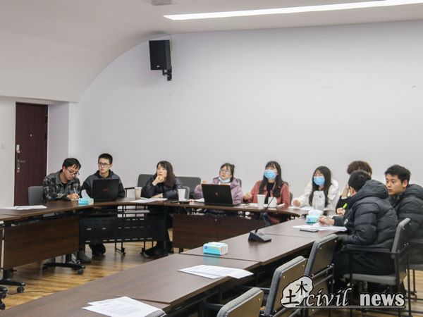 1637849397271037693.jpg 2.jpg