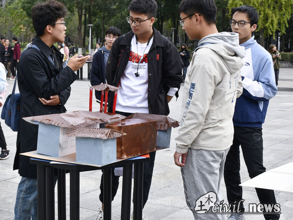 1635776153134042586.jpg 2.jpg