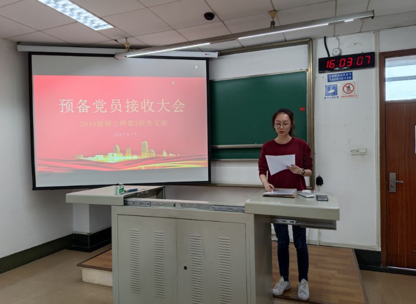 1626332684078087743.jpg 22.jpg