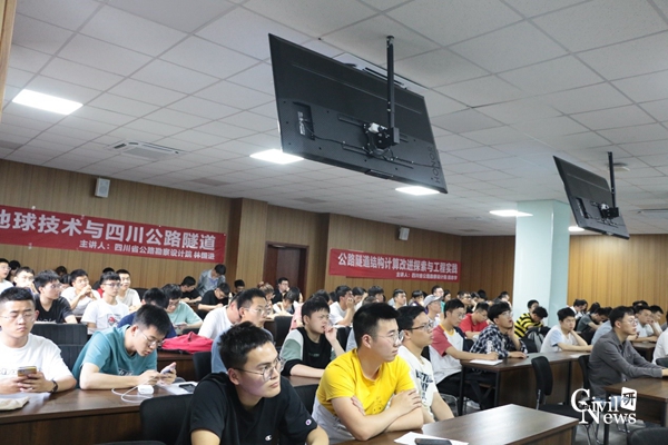 1622188213554075379.jpg 2.jpg