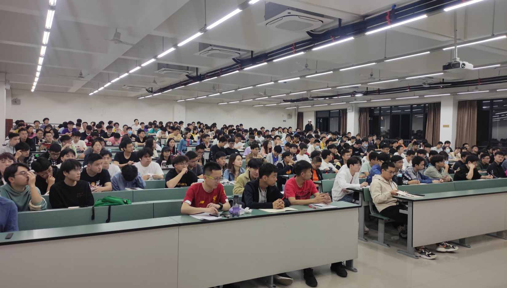 1618803650704061387.jpg 1618803650704061387.jpg