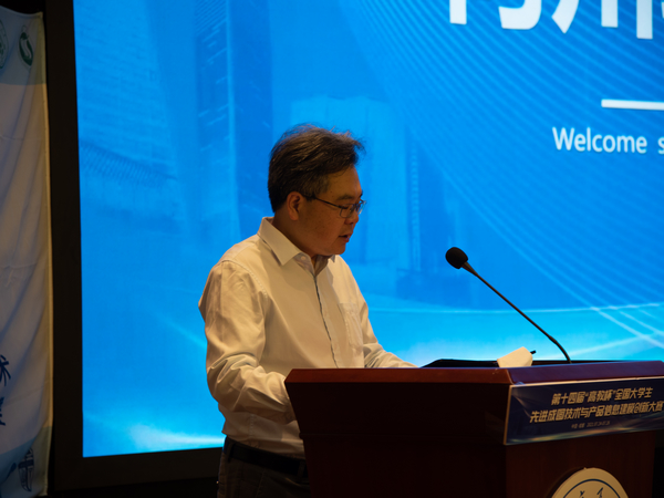 1627177046953084832.jpg SMJ_1980.jpg